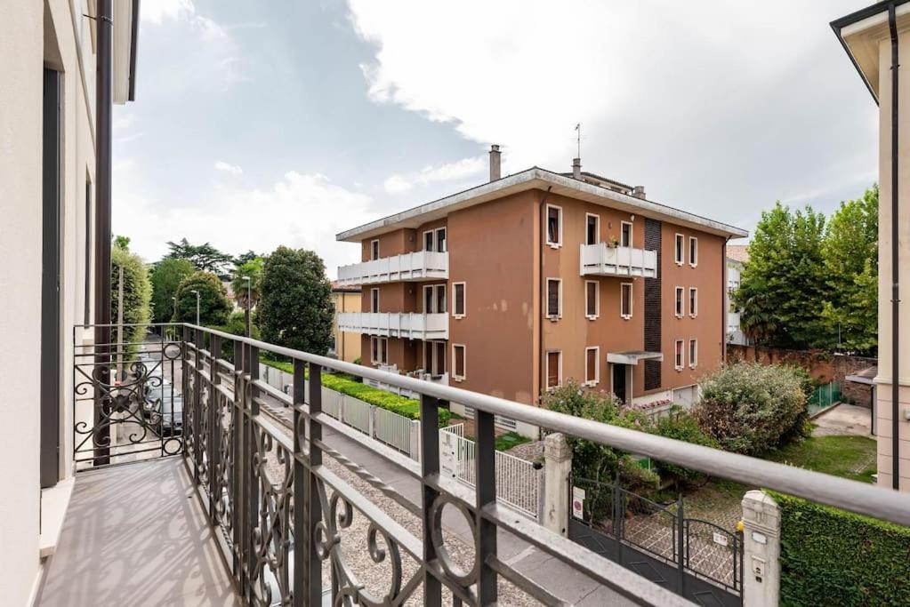 Palazzo '900 Design Flats - Il Gran Salone Pádua Exterior foto